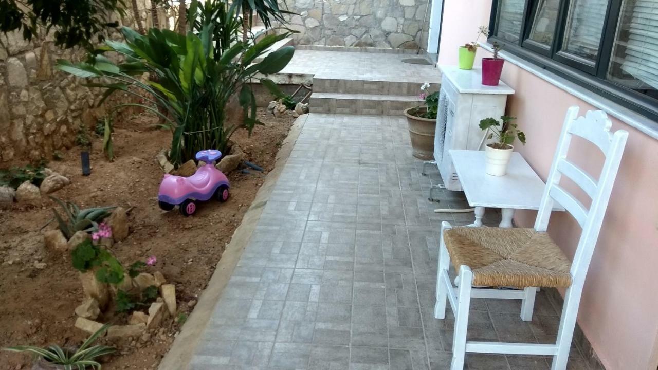 Folia Apartment Ierápetra Buitenkant foto